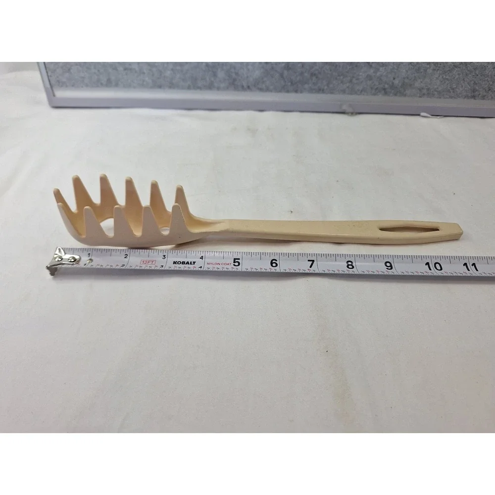 Tailor Made Products Vintage Plastic Spaghetti Server Pasta Fork Cream 11 Inch